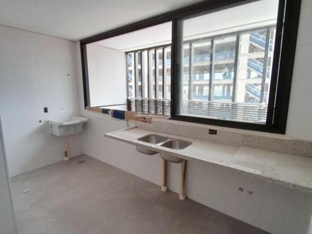 Apartamento venda em Região Geográfica Imediata do Distrito Federal, Região Integrada de Desenvolvimento do Distrito Federal e Entorno