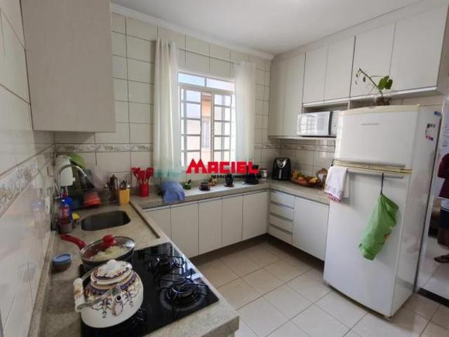 Apartamento venda em Região Imediata de São José dos Campos, Região Metropolitana do Vale do Paraíba e Litoral Norte