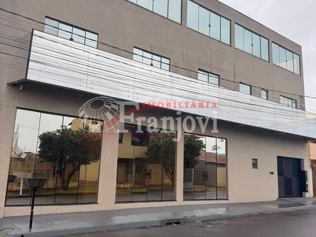 Apartamento aluguel em Arapongas, Região Geográfica Intermediária de Londrina