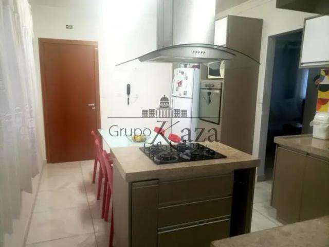 Apartamento aluguel em Região Imediata de São José dos Campos, Região Metropolitana do Vale do Paraíba e Litoral Norte