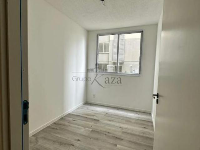 Apartamento venda em Vila Romana, Jacareí