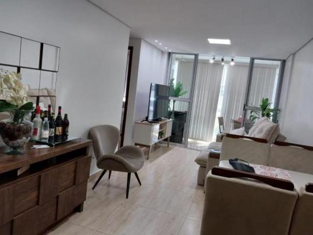 Apartamento venda em Região Geográfica Imediata do Distrito Federal, Região Integrada de Desenvolvimento do Distrito Federal e Entorno