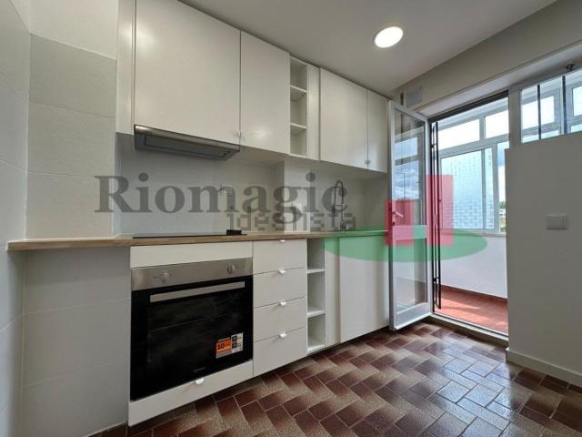 Apartamento venda em Rio Maior, Santarém