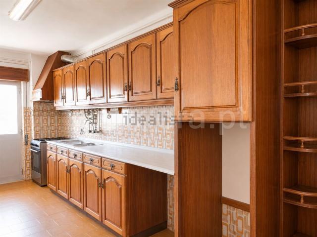 Apartamento venda em Rio Maior, Santarém