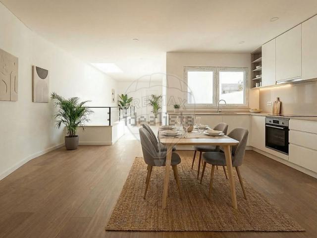 Apartamento venda em Rio Maior, Santarém