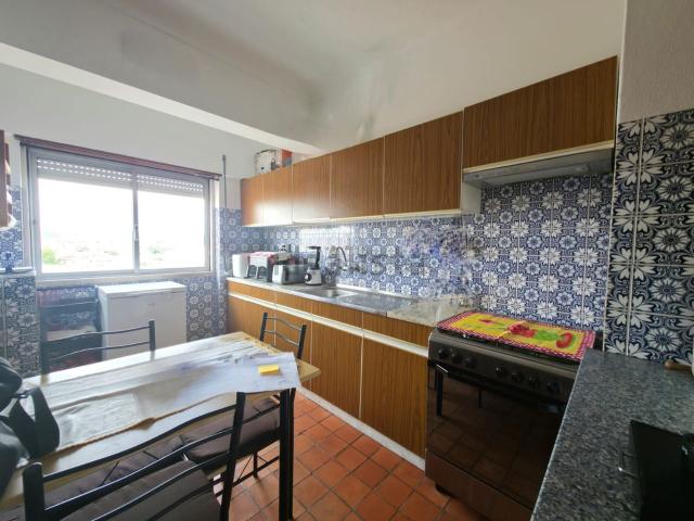 Apartamento venda em Rio Maior, Santarém