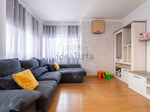 Apartamento alugar em Rio Maior, Santarém
