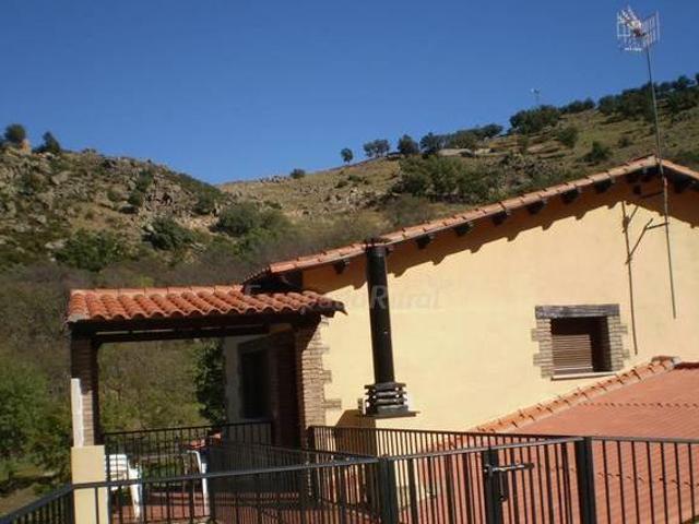 Casa en alquiler en Segura De Toro, Extremadura