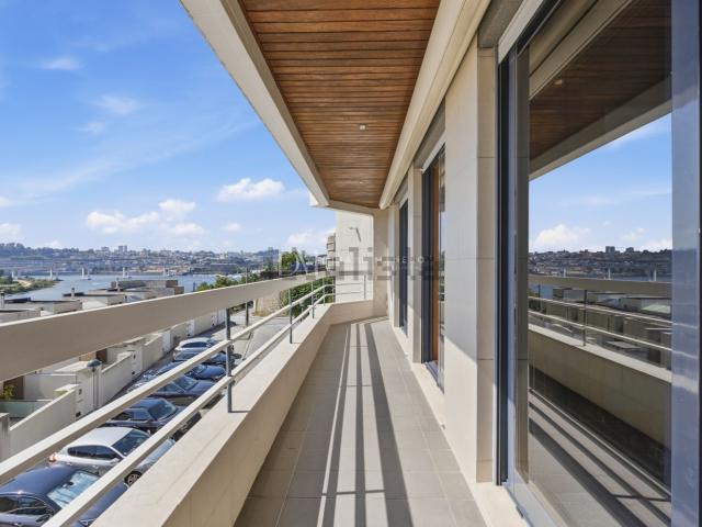 Apartamento venda em Ribeira de Abade, Gondomar