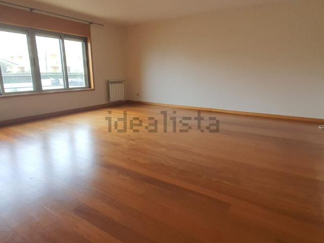 Apartamento alugar em Vila Nova De Gaia, Porto