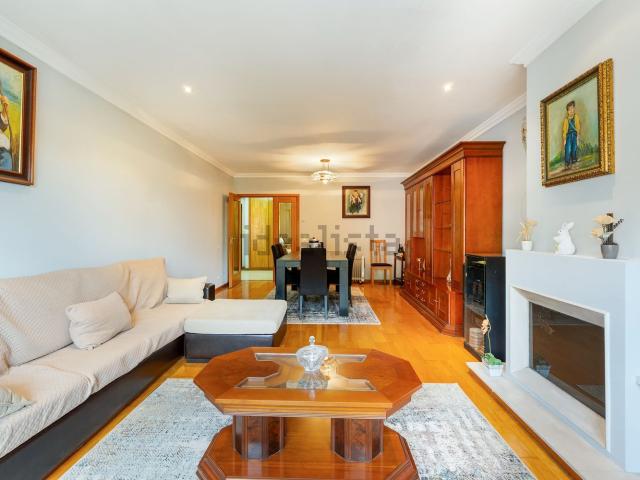 Apartamento venda em Vila Nova De Gaia, Porto