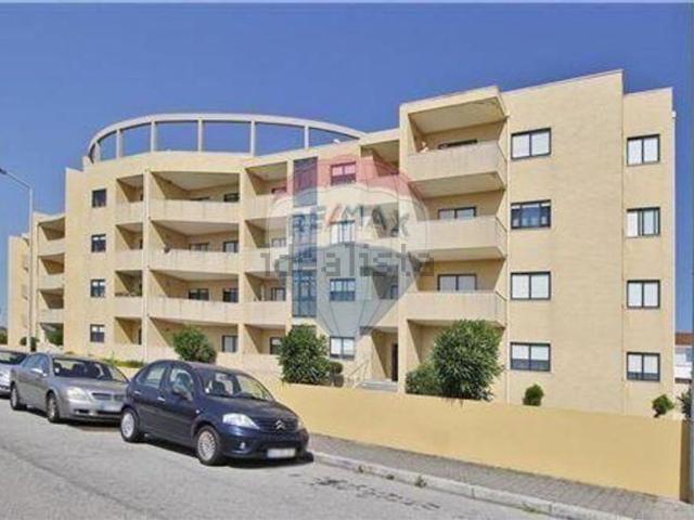 Apartamento alugar em São Felix Da Marinha