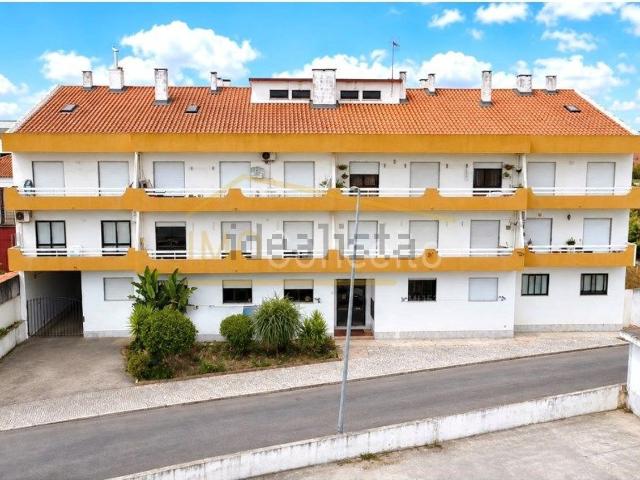 Apartamento venda em Entroncamento, São João Baptista