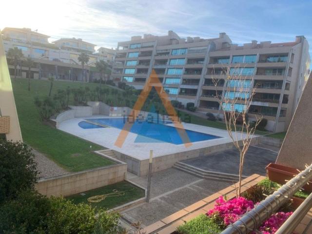 Apartamento venda em Travessas, São João Da Madeira