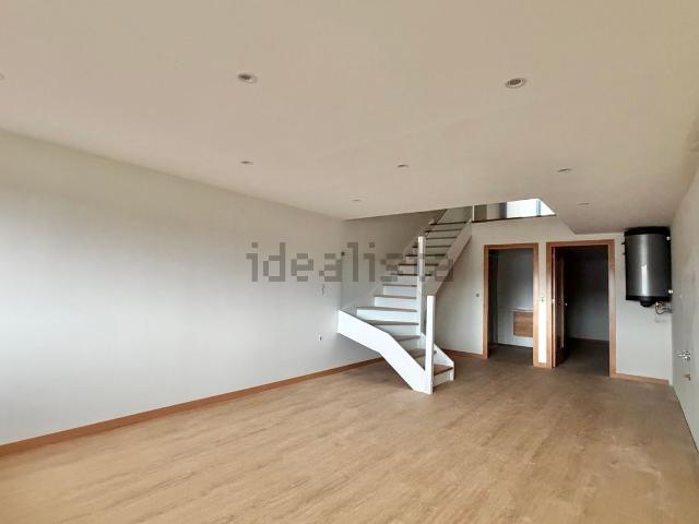 Duplex venda em São João Da Madeira, Aveiro