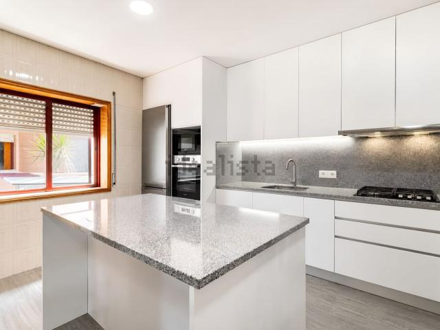 Apartamento venda em Santa Maria Da Feira, Aveiro