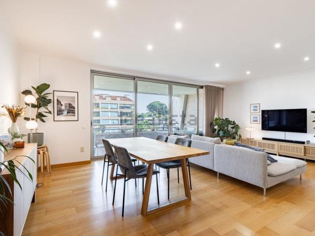 Apartamento venda em Travessas, São João Da Madeira