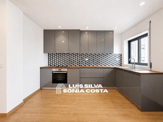 Apartamento venda em São João Da Madeira, Aveiro