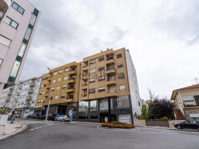 Apartamento alugar em São João da Madeira, Aveiro