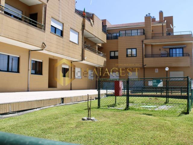 Apartamento venda em Própria, Santa Maria Da Feira