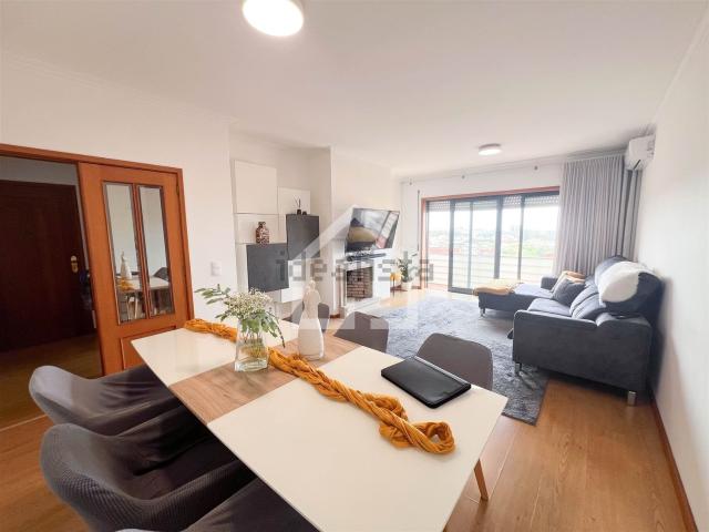 Apartamento venda em Santa Maria Da Feira, Aveiro