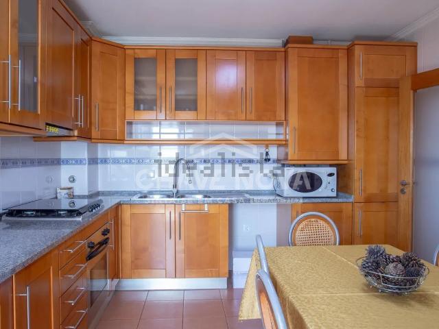 Apartamento venda em Santa Maria Da Feira, Aveiro