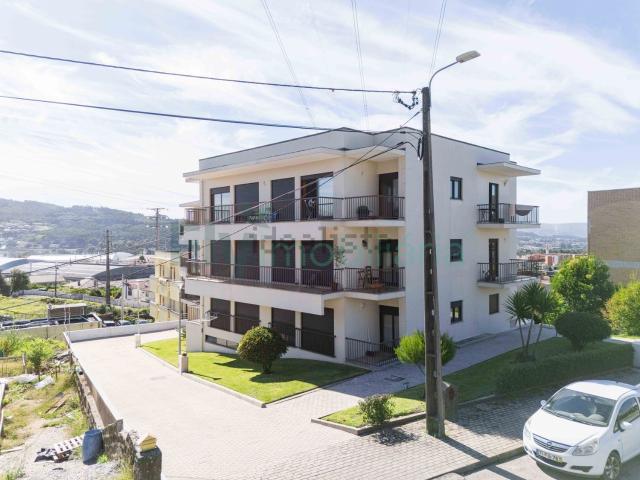 Apartamento venda em Gondar, Guimarães