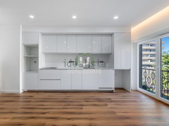 Apartamento venda em Braga (São José de São Lázaro e São João do Souto), Braga
