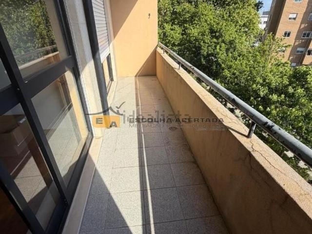 Apartamento venda em Árvore Grossa, Porto