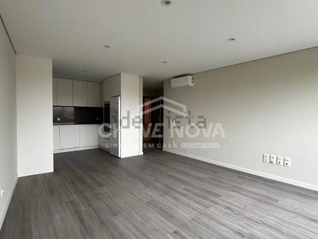 Apartamento venda em Porto