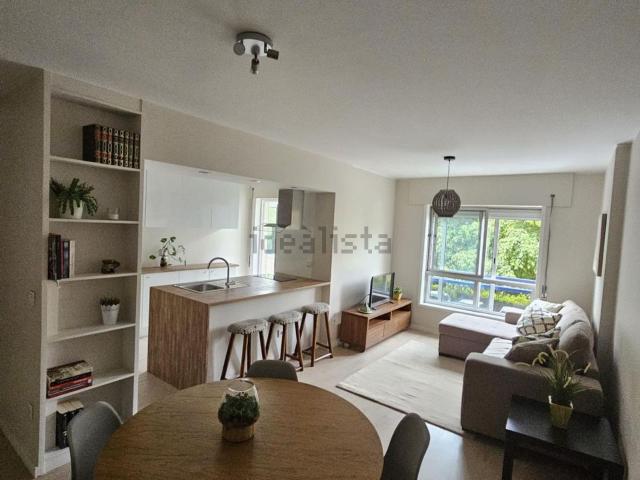 Apartamento venda em Padrão da Légua, Porto
