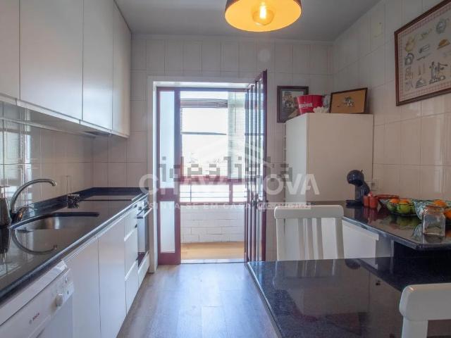 Apartamento venda em Santa Maria Da Feira, Aveiro