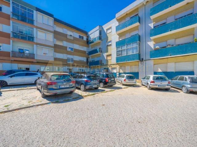 Apartamento venda em Fonte do Lavra, Setúbal
