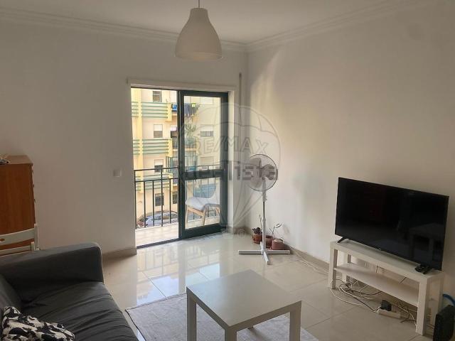 Apartamento alugar em Afonso Costa, Setúbal