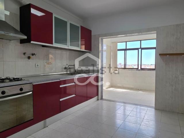 Apartamento venda em Monte Belo Sul, Setúbal
