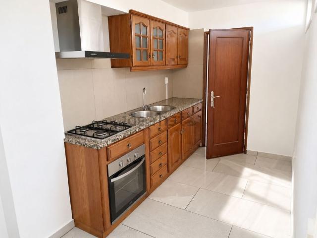 Apartamento venda em Afonso Costa, Setúbal