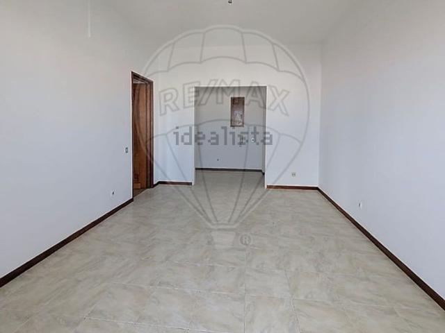 Apartamento alugar em Santos Nicolau, Setúbal