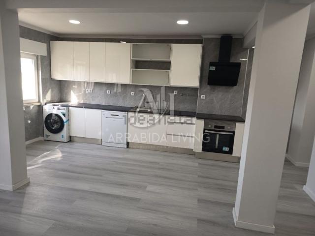 Apartamento venda em Fonte do Lavra, Setúbal