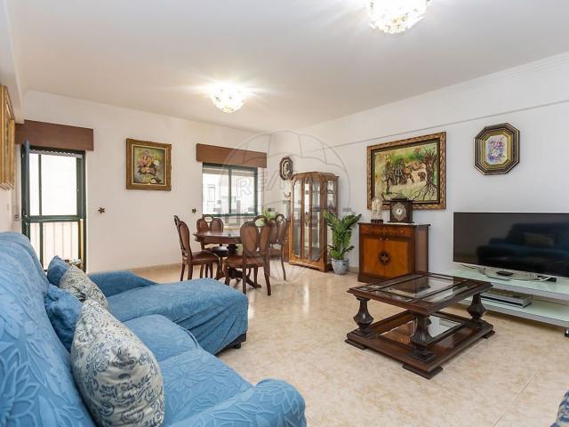 Apartamento venda em Afonso Costa, Setúbal