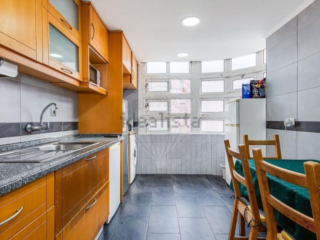 Apartamento venda em Fonte do Lavra, Setúbal