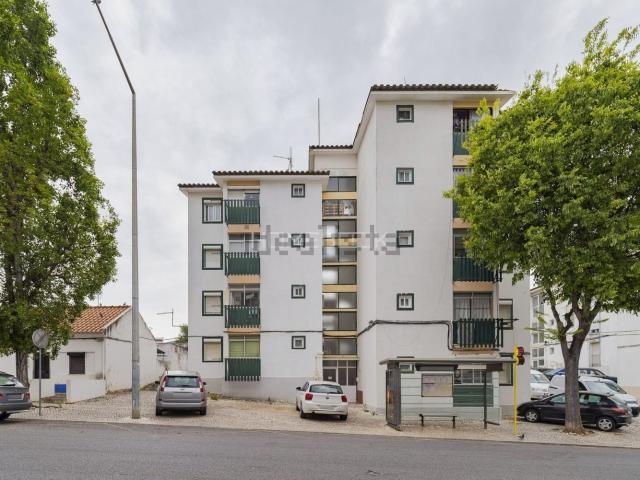 Apartamento venda em Afonso Costa, Setúbal