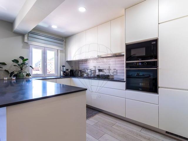 Apartamento venda em Azeda, Setúbal