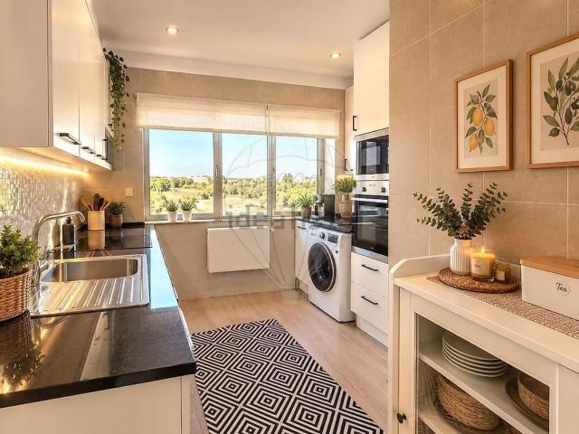 Apartamento venda em Camarinha, Setúbal