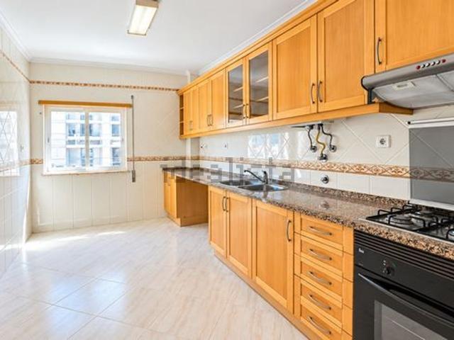 Apartamento venda em Afonso Costa, Setúbal