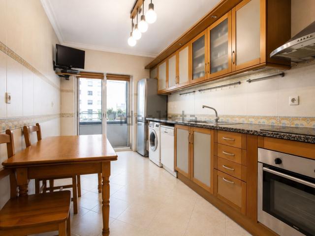 Apartamento venda em Pinheirinhos, Setúbal