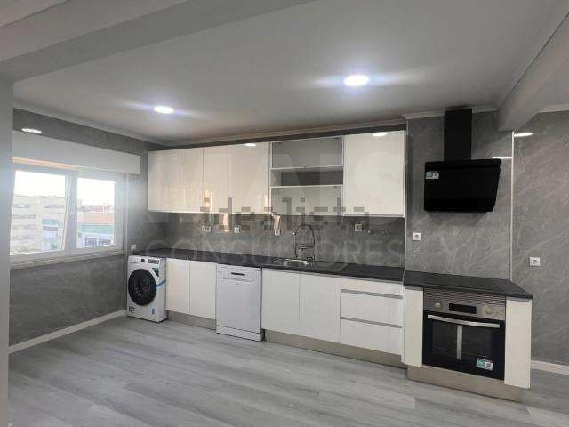 Apartamento venda em Santos Nicolau, Setúbal