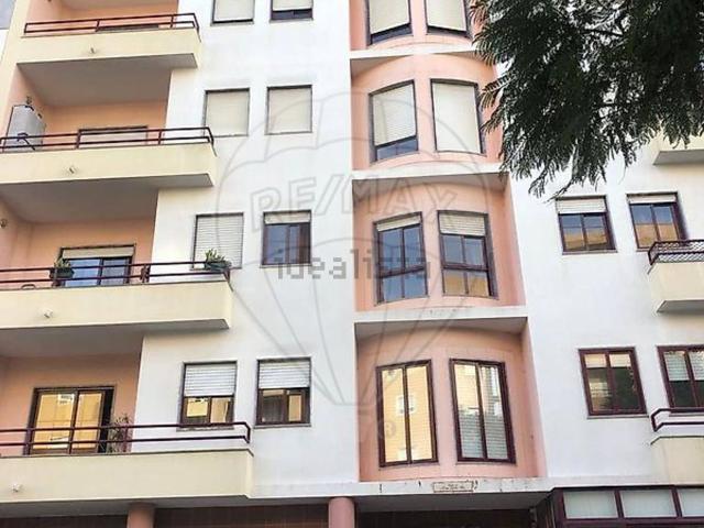 Apartamento alugar em Nova Azeda, Setúbal