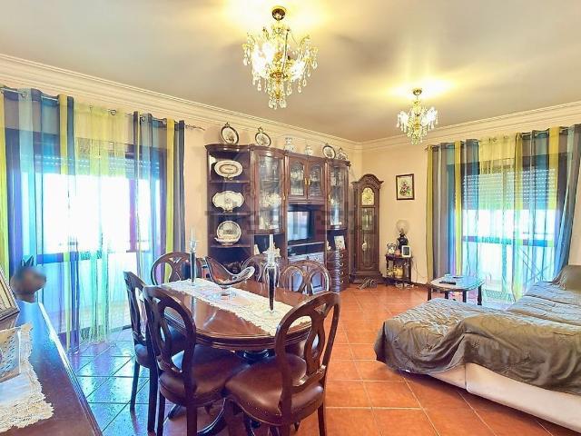 Apartamento venda em Monte Belo Sul, Setúbal