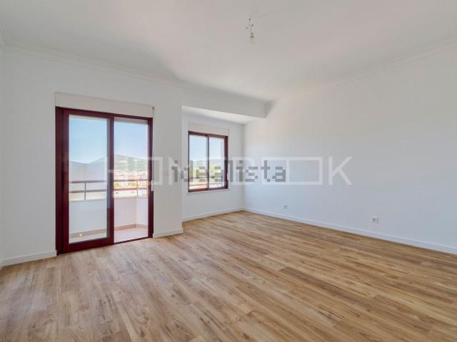 Apartamento venda em Pinheirinhos, Setúbal