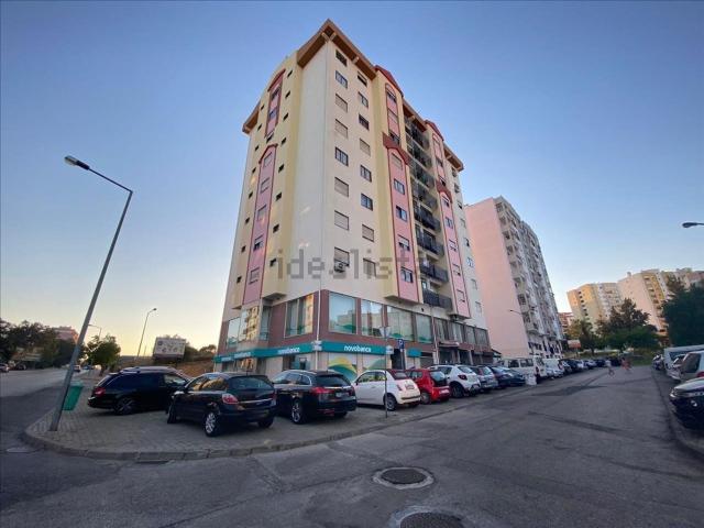 Apartamento venda em Monte Belo Sul, Setúbal